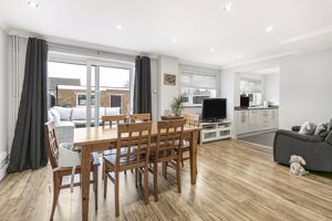 Dining Room- click for photo gallery